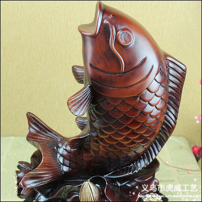 家居裝飾樹脂工藝禮品，仿木年年有魚擺件 高貴精品，開業喬遷送禮首選